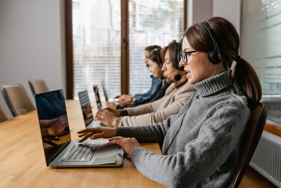 Automação com WhatsApp e CRM: do primeiro contato à venda